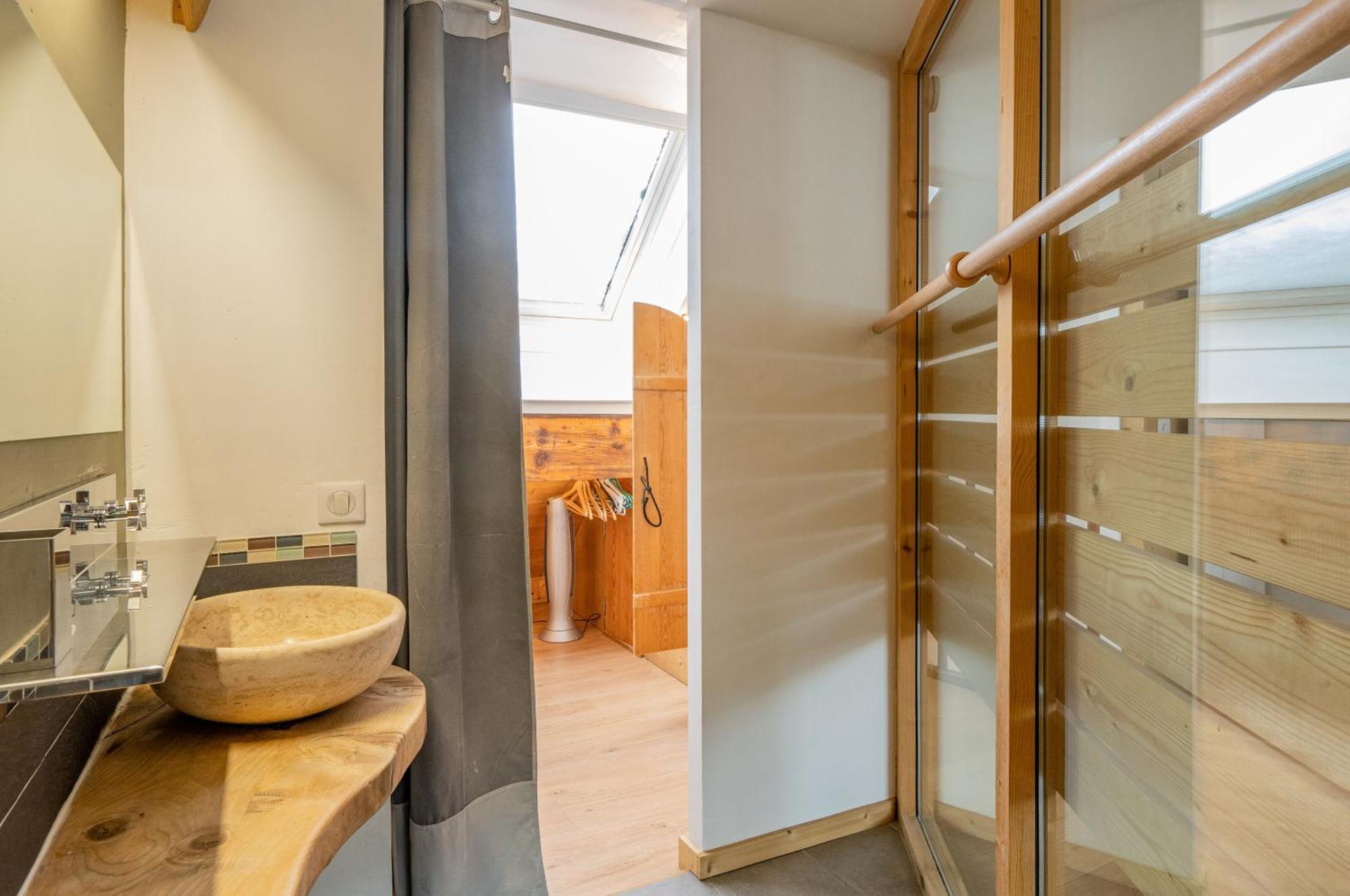Genevrier - Spacious Balcony With Mont Blanc Views